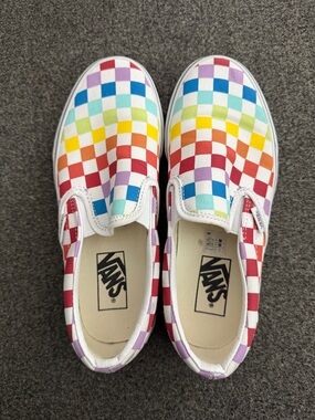 🌈 Rainbow Vans